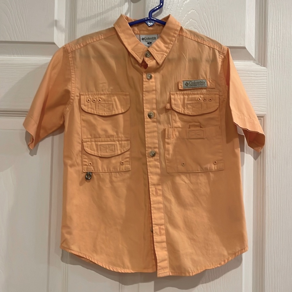 Kids size 5 Columbia peach/orange short sleeve button down